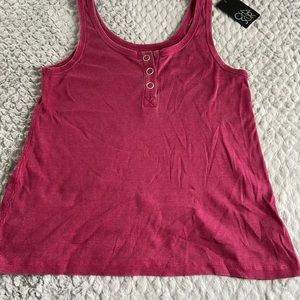 New with tags chaser tank top size large